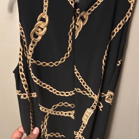 Lauren Ralph Lauren dress - black/gold chain print sleeveless w/belt - Picture 10 of 13